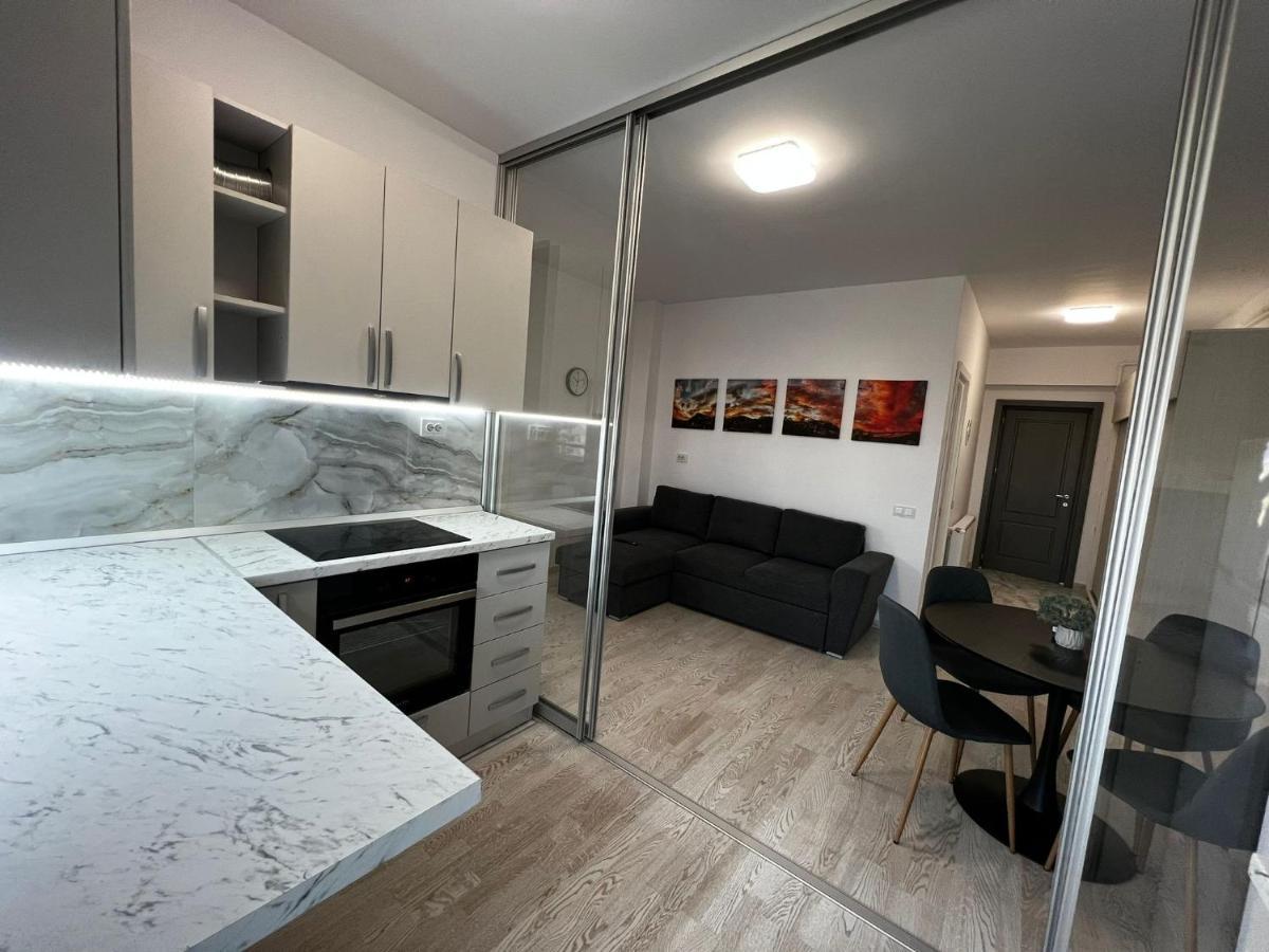 Cozy Apartments - City Center Ясси Екстер'єр фото