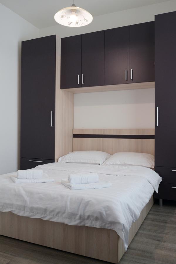 Cozy Apartments - City Center Ясси Екстер'єр фото