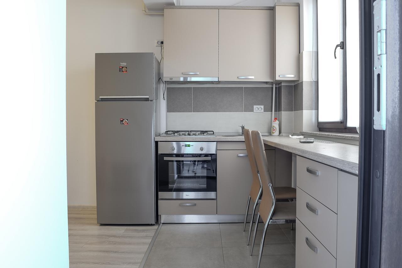 Cozy Apartments - City Center Ясси Екстер'єр фото
